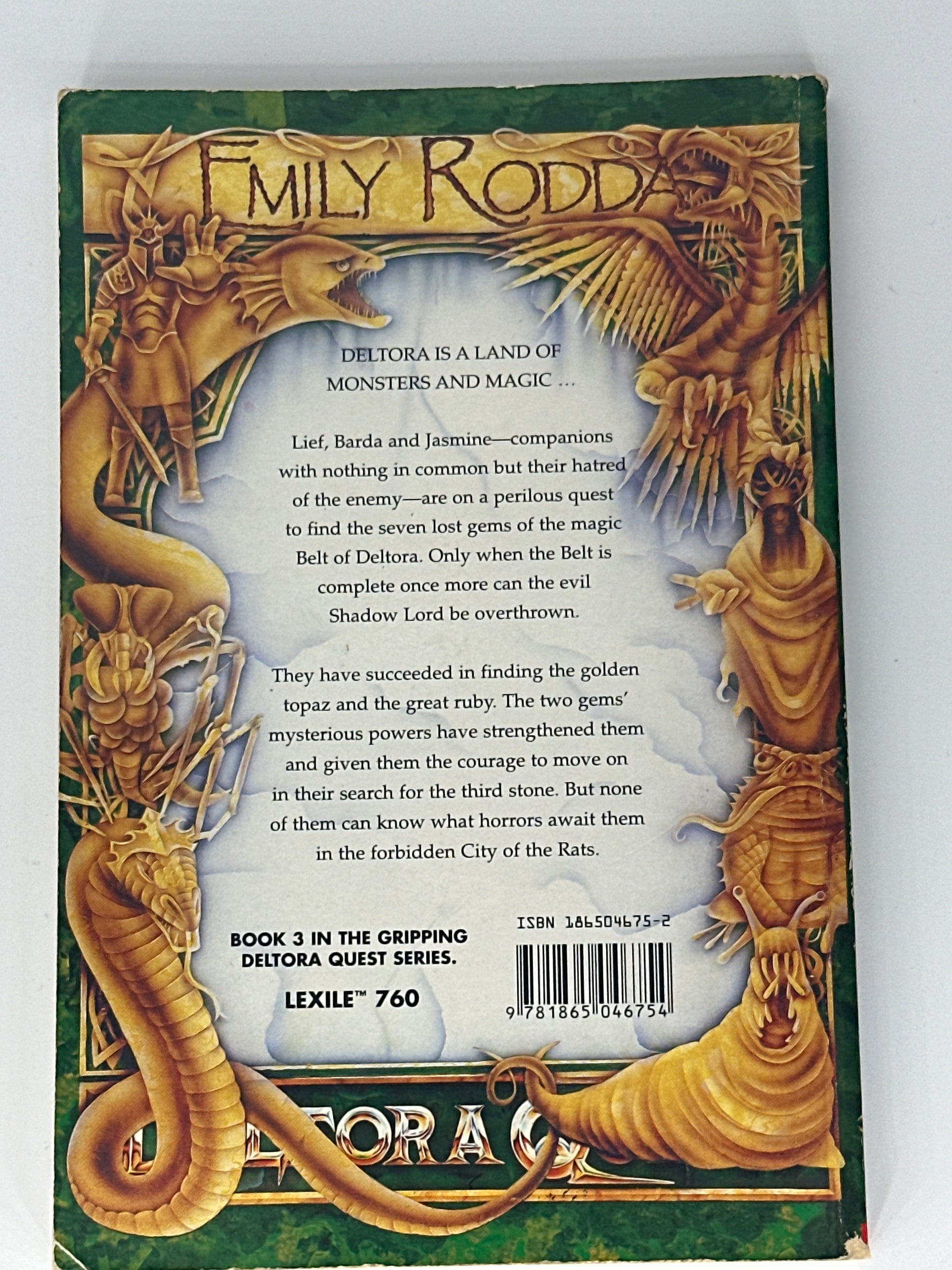 Emily Rodda City of the Rats (Deltora Quest, #3) back cover image