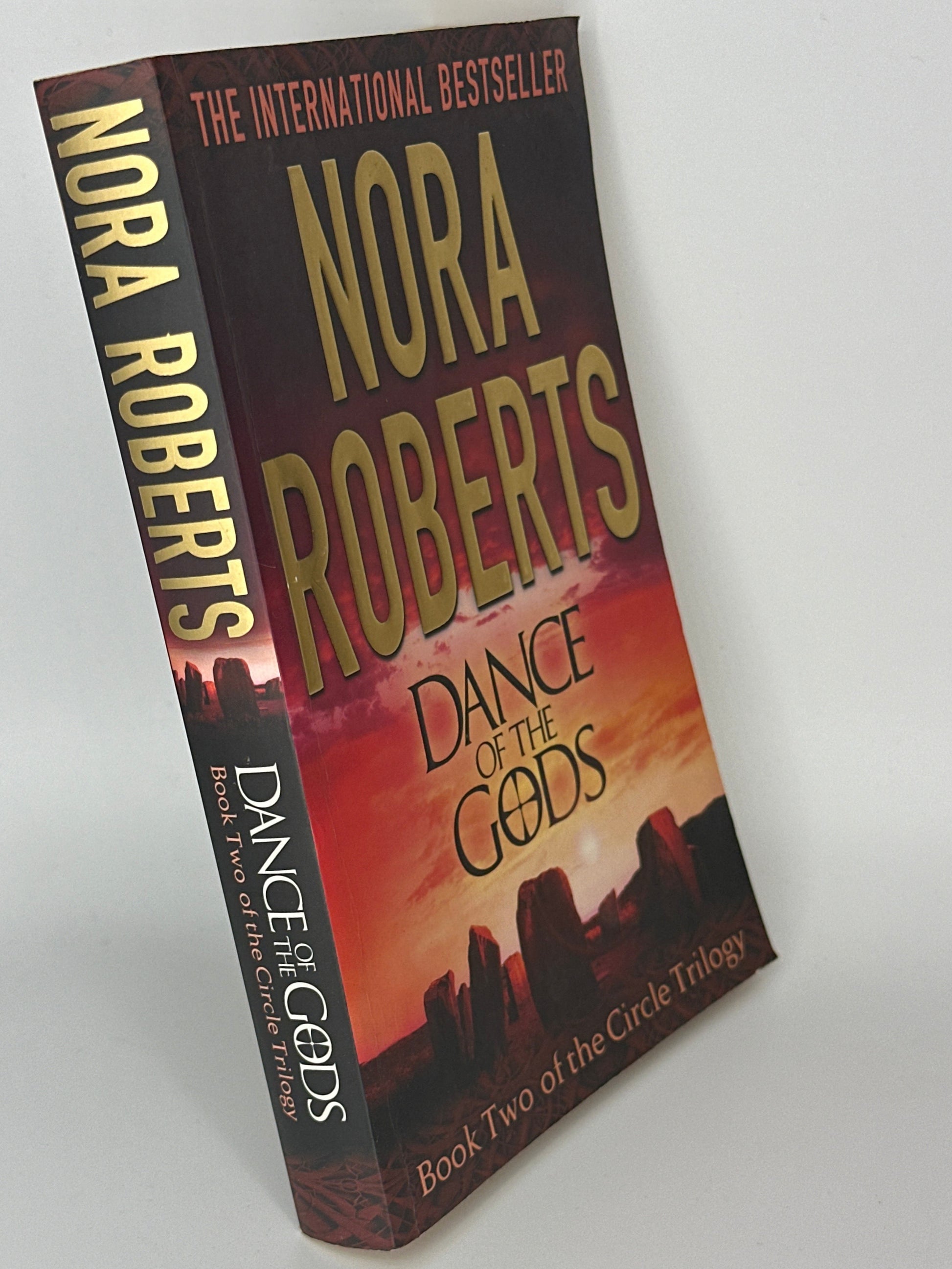 Nora Roberts Dance Of The Gods: Number 2 in series (Circle Trilogy) actual spine image