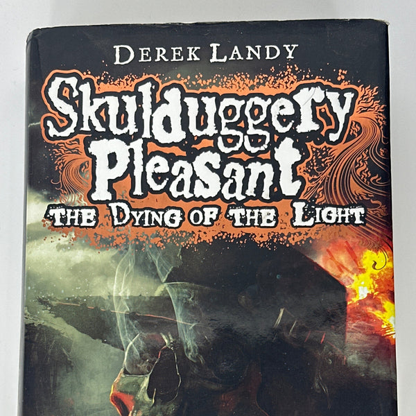 Derek Landy The Dying of the Light (Skulduggery Pleasant, Book 9) front cover image