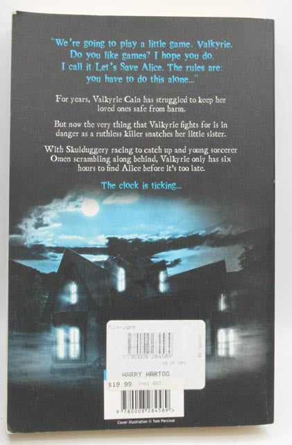 Derek Landy Midnight skulduggery Pleasant back cover used books