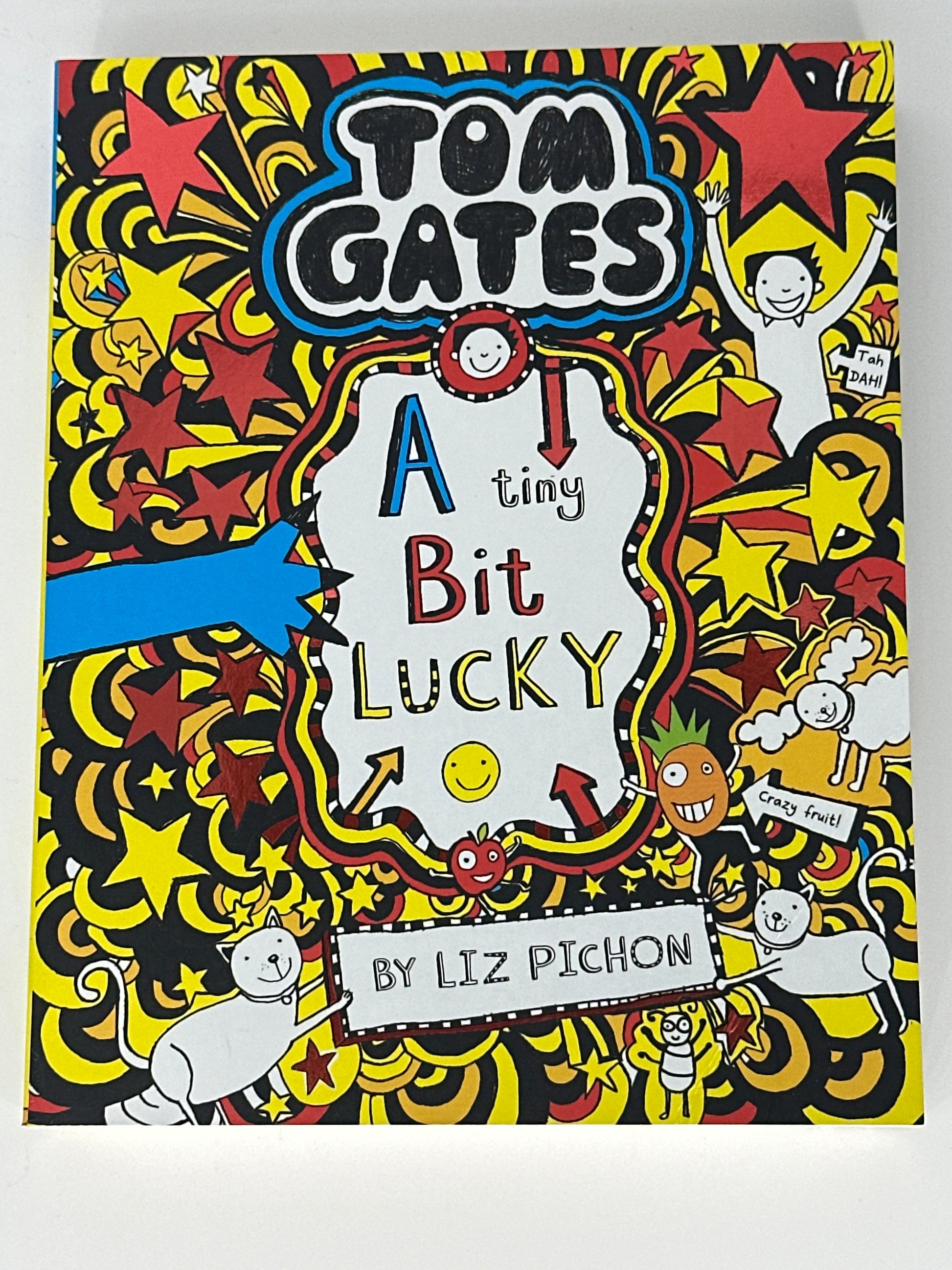 Liz Pichon A Tiny Bit Lucky (Tom Gates #7) front cover image